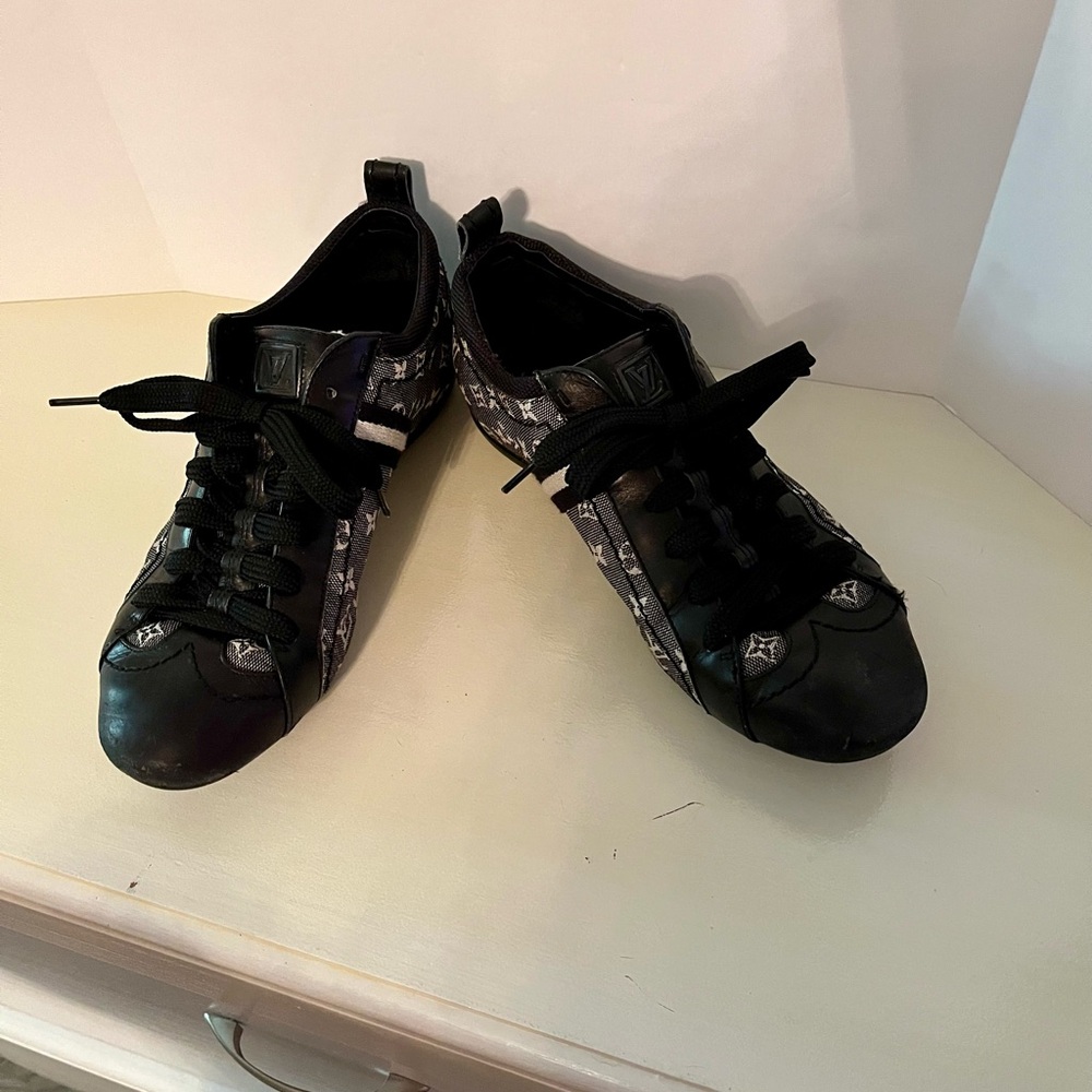Louis Vuitton Black and Gray Women's Sneakers - Picture 2 of 15